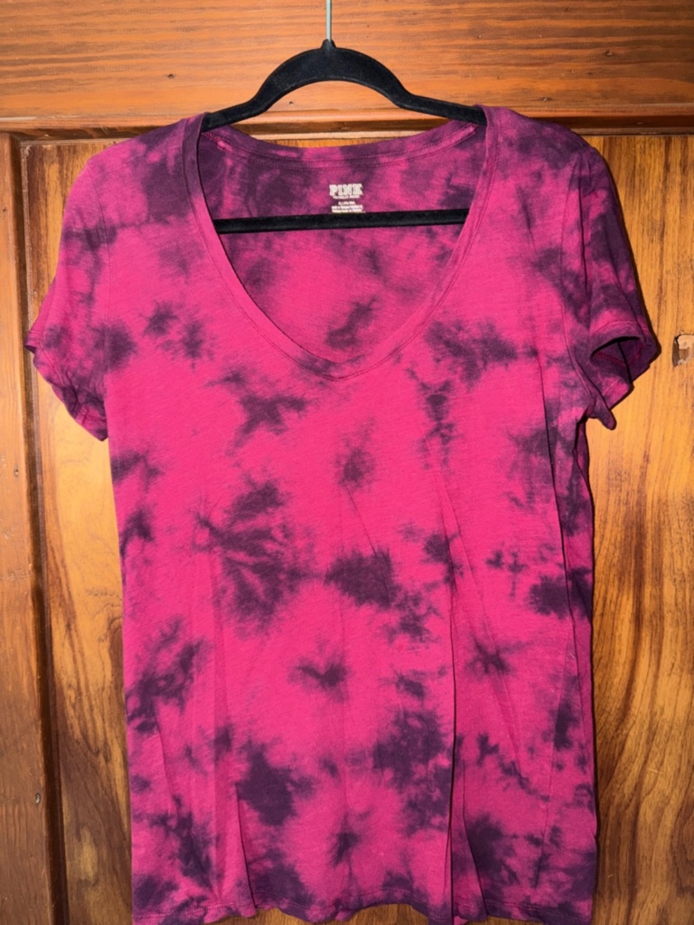 PINK Victoria's Secret Magenta and Black Tie-Dye V-Neck Tee